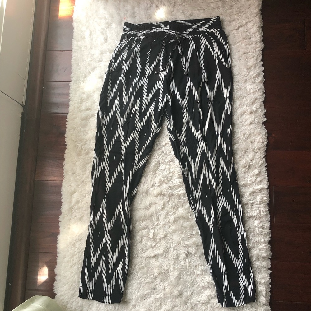 Black and white pants